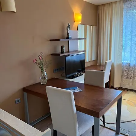 Apart Otel свети трифон