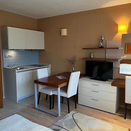 свети трифон Aparthotel *