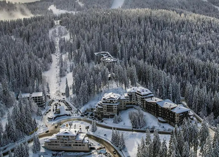 Aparthotel St Trifon Guests Pamporovo